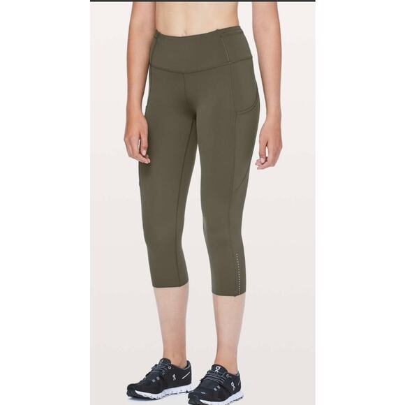 Lululemon Fast Free Crop II Legging Tight Nulux 19'' Womens 6 Dark Olive W6AS5S - Picture 1 of 15